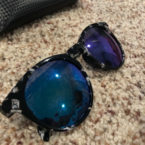 DIFFeyewear sunglasses